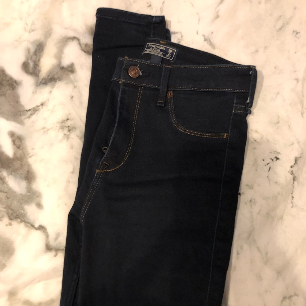 Abercrombie & Fitch Simone High Rise Legging Jean